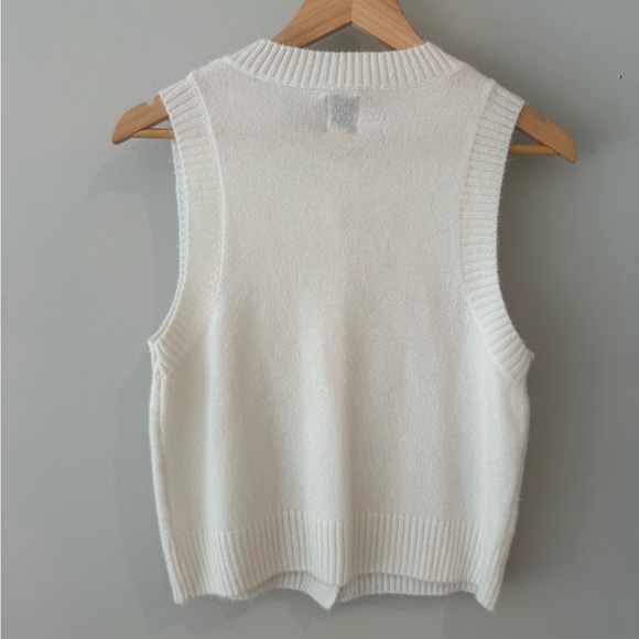 Maeve by anthropology button down sweater vest - Picture 2 of 7